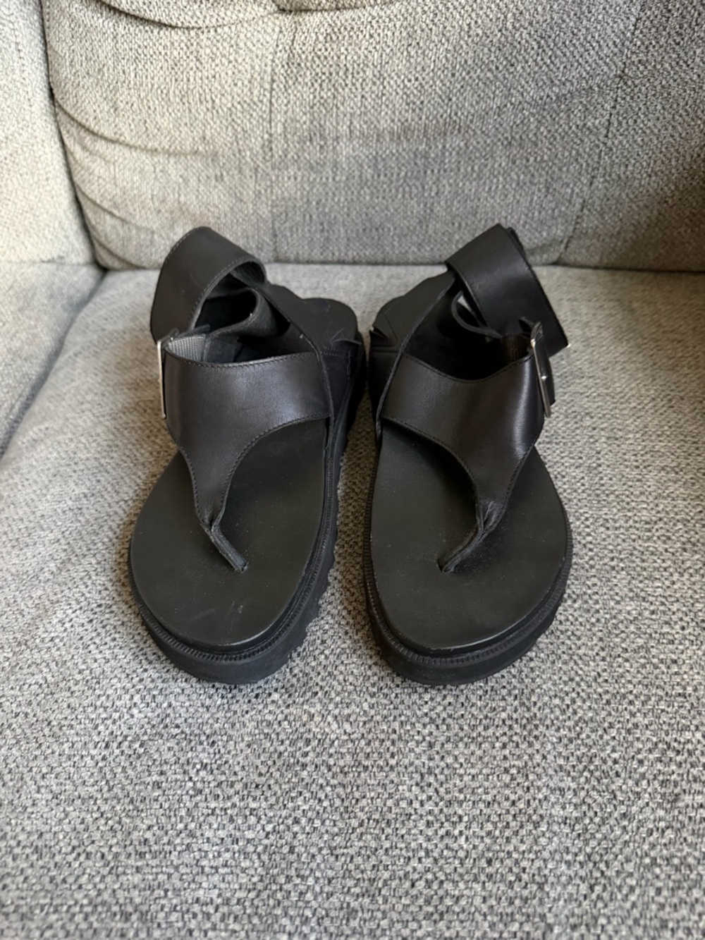 Sorel Black Strappy Buckle Platform Sandals for Women - Picture 2 of 4